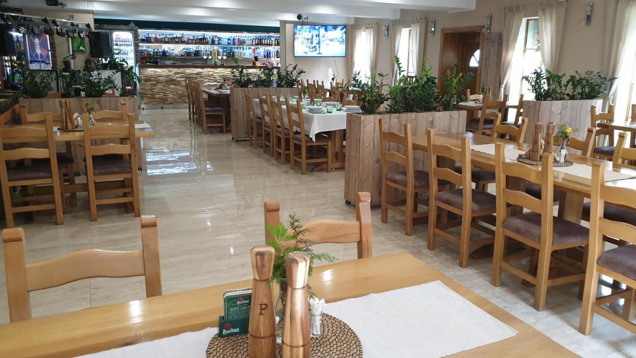 Forrest Hotel Хомутов Екстер'єр фото