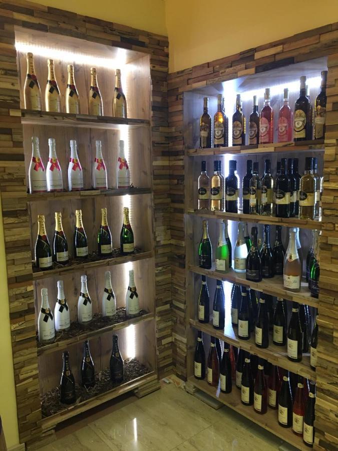 Forrest Hotel Хомутов Екстер'єр фото